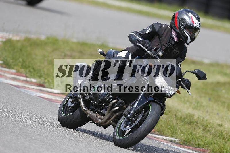 /Archiv-2024/17 01.05.2024 Speer Racing ADR/Schnuppertraining